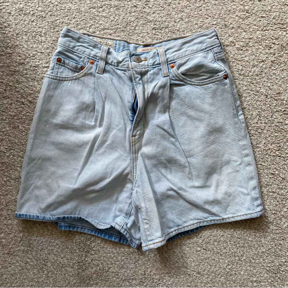 Levi's Light Wash Women's Jean Shorts
